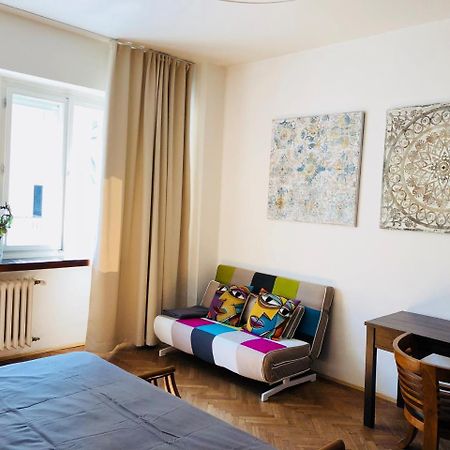 Luxury Apartment Dlouha Praga Esterno foto