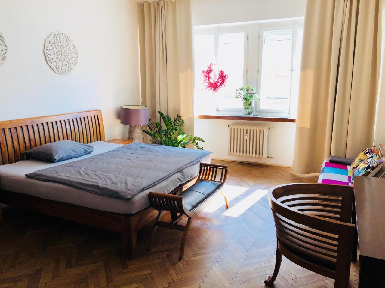 Luxury Apartment Dlouha Praga Esterno foto