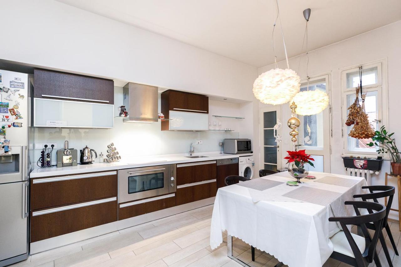 Luxury Apartment Dlouha Praga Esterno foto